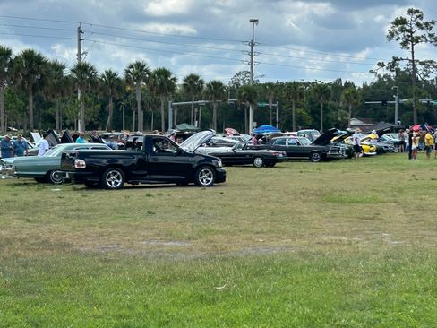 Used 2004 Ford F150 Lightning image 16