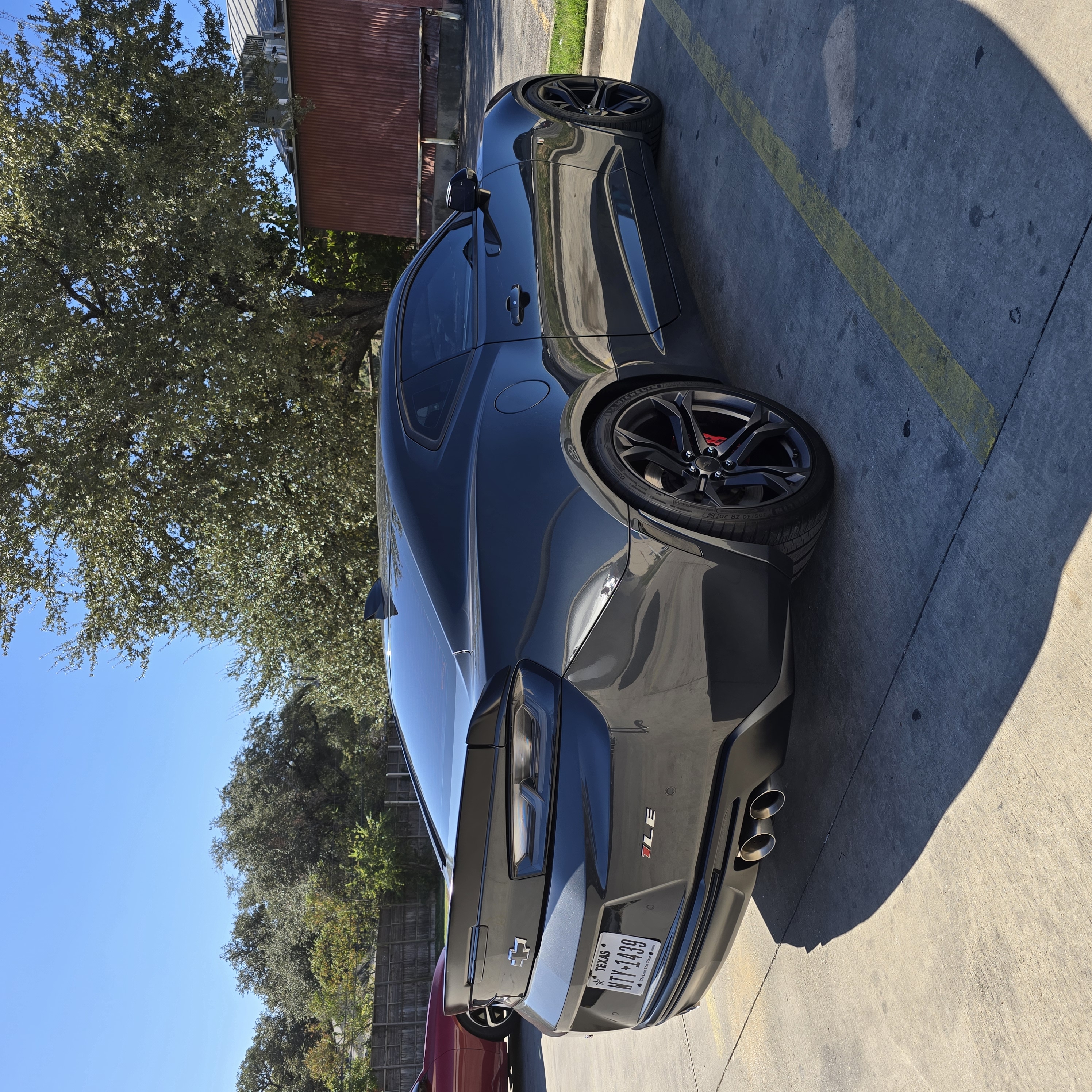 Used 2018 Chevrolet Camaro SS RWD image 6