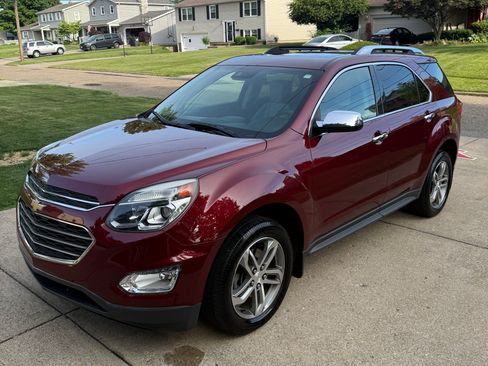 Used 2016 Chevrolet Equinox LTZ w/ Enhanced Convenience Package AWD/4WD image 8