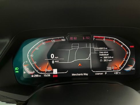 Used 2019 BMW X5 xDrive50i w/ M Sport Package image 9