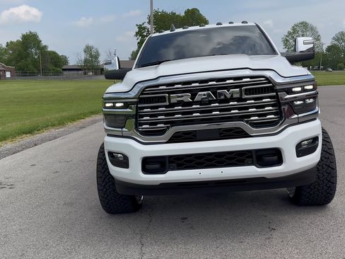 Used 2025 RAM 2500 Limited image 4