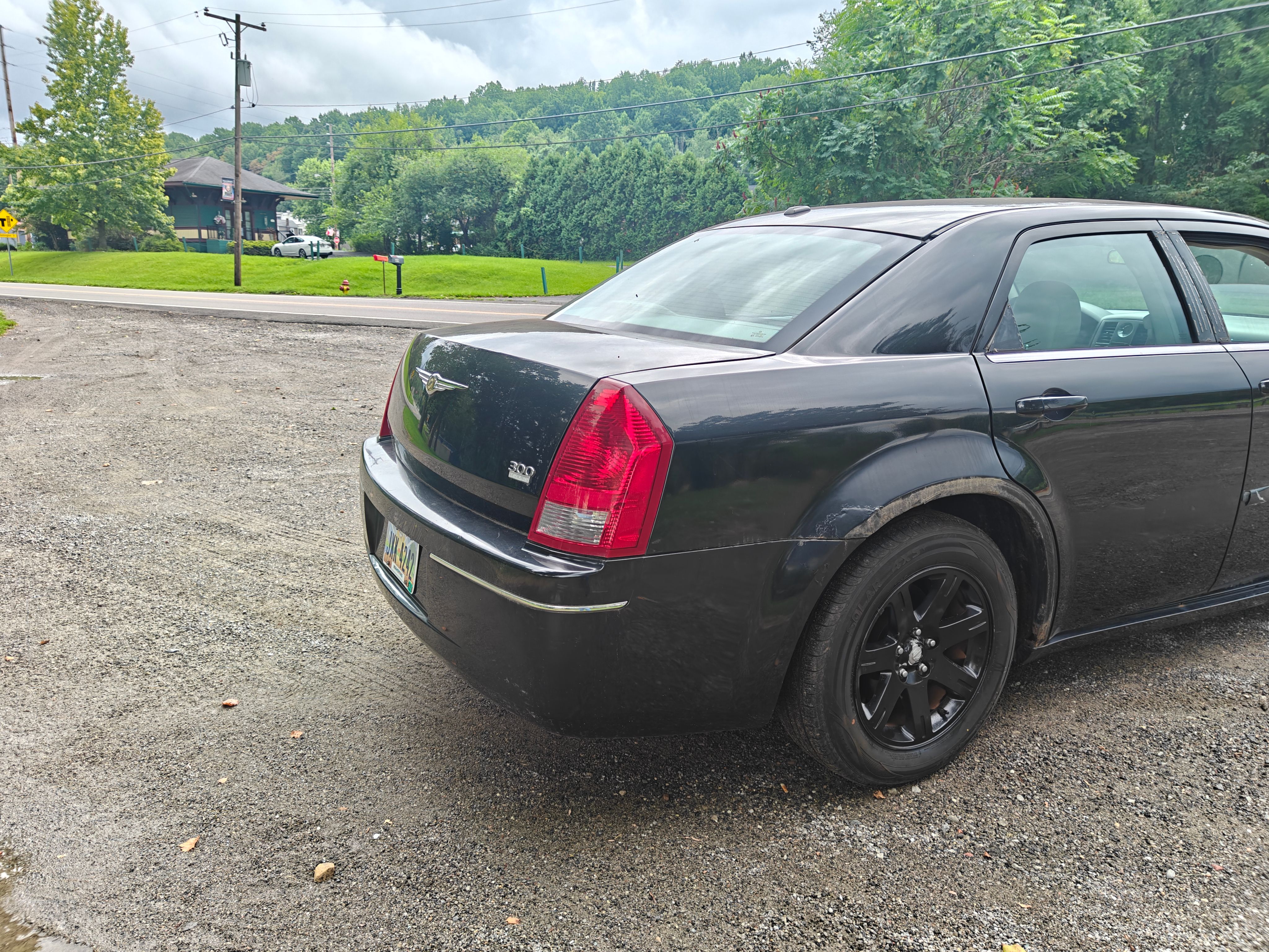 Used 2006 Chrysler 300 Touring w/ Comfort/Convenience Group RWD image 5