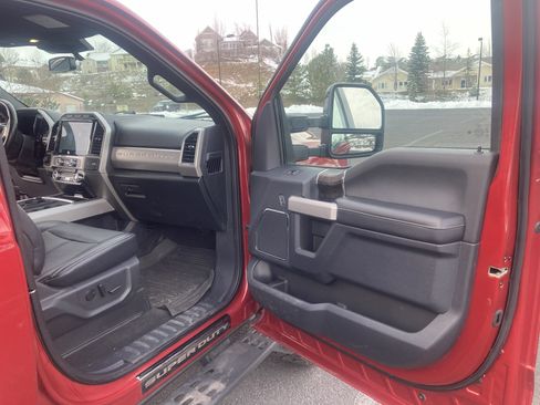 Used 2022 Ford F250 Lariat w/ Tremor Off-Road Package image 19