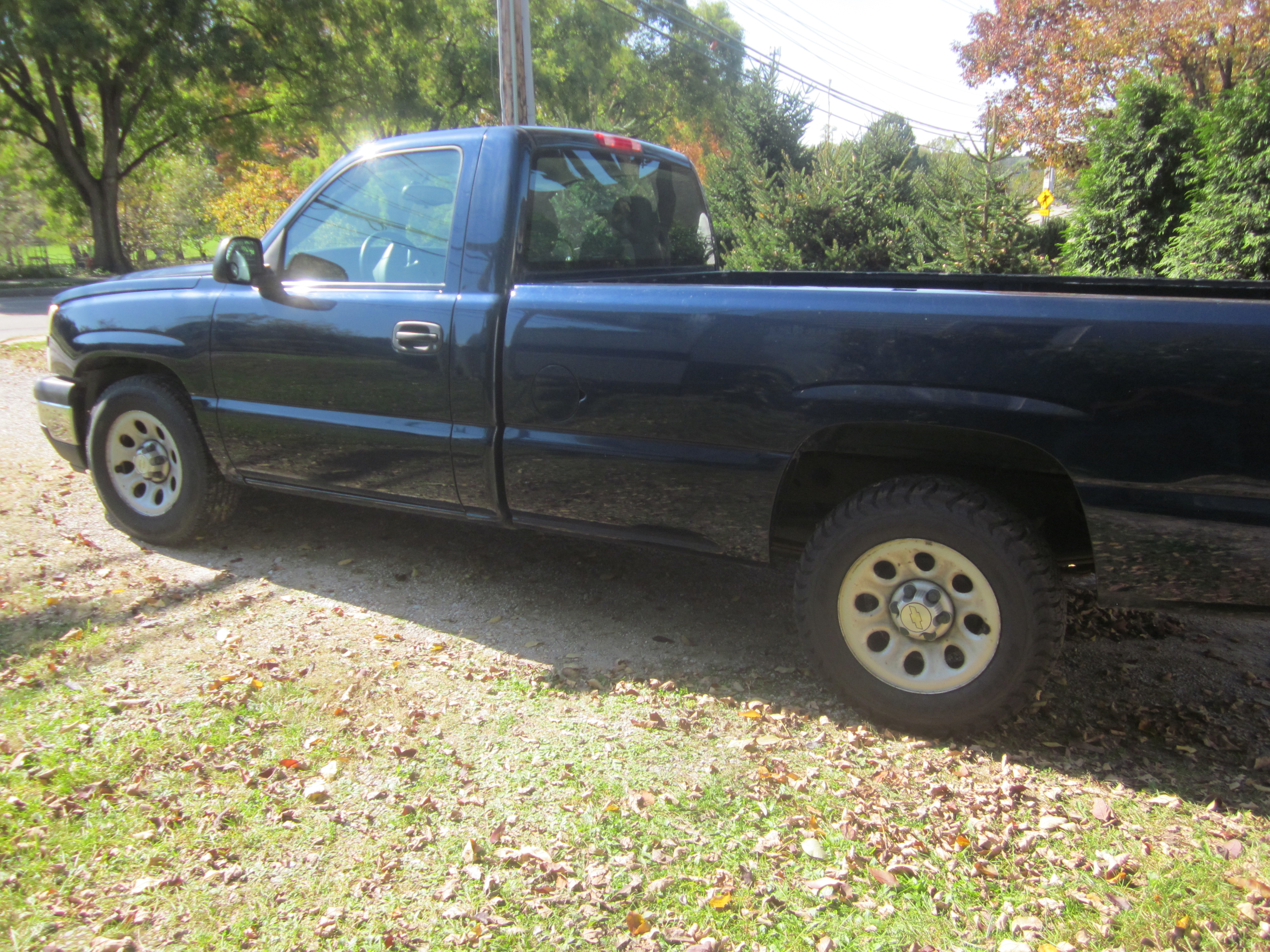 Used 2007 Chevrolet Silverado 1500 W/T RWD image 18