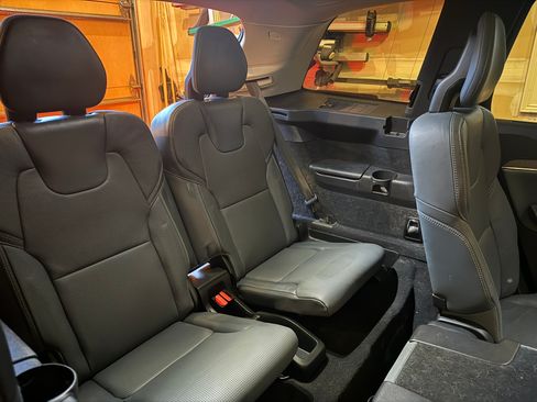 Used 2020 Volvo XC90 T6 Inscription w/ Protection Package Premier image 13