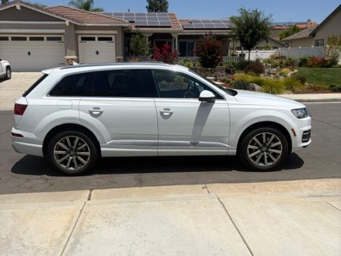 Used 2017 Audi Q7 2.0T Premium Plus AWD/4WD image 5
