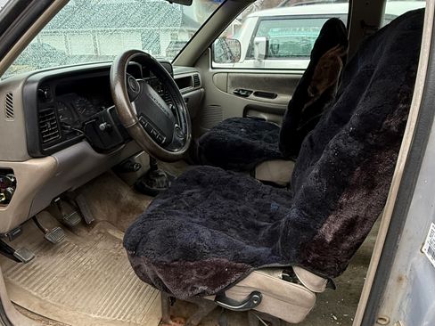 Used 1996 Dodge Ram 2500 Truck 2WD Club Cab image 4