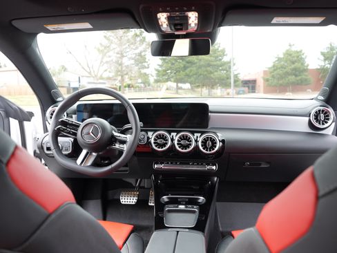 Used 2026 Mercedes-Benz CLA 250 4MATIC image 16