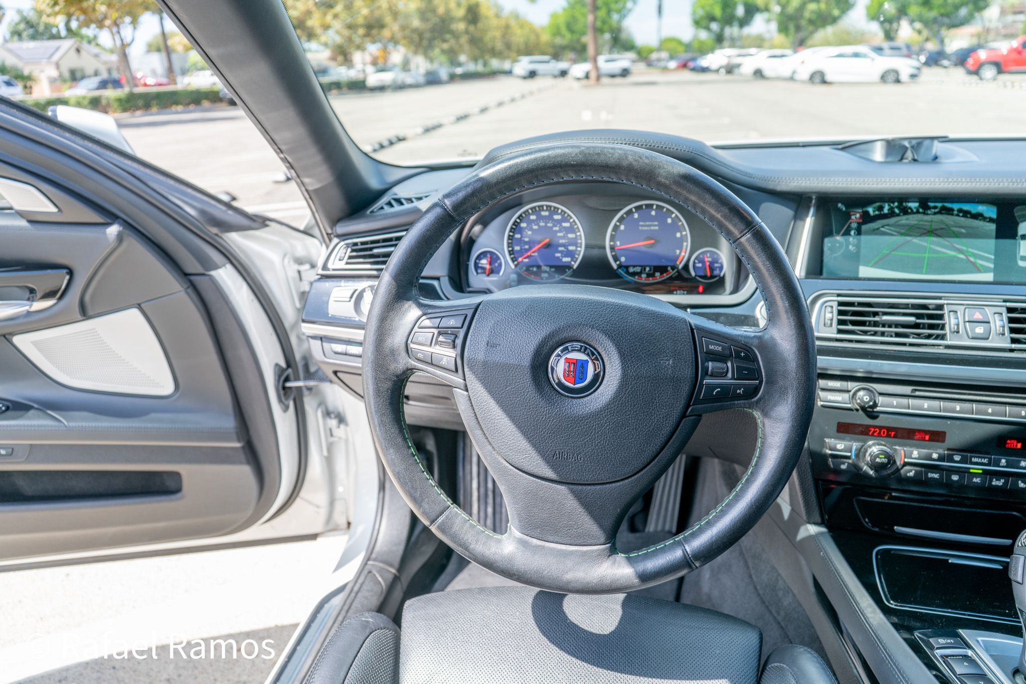 Used 2014 BMW ALPINA B7 xDrive LWB AWD/4WD image 16