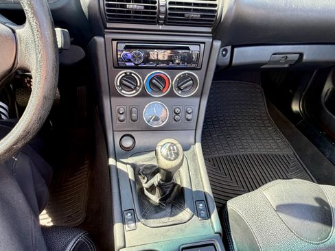 Used 2000 BMW Z3 2.8 RWD image 8
