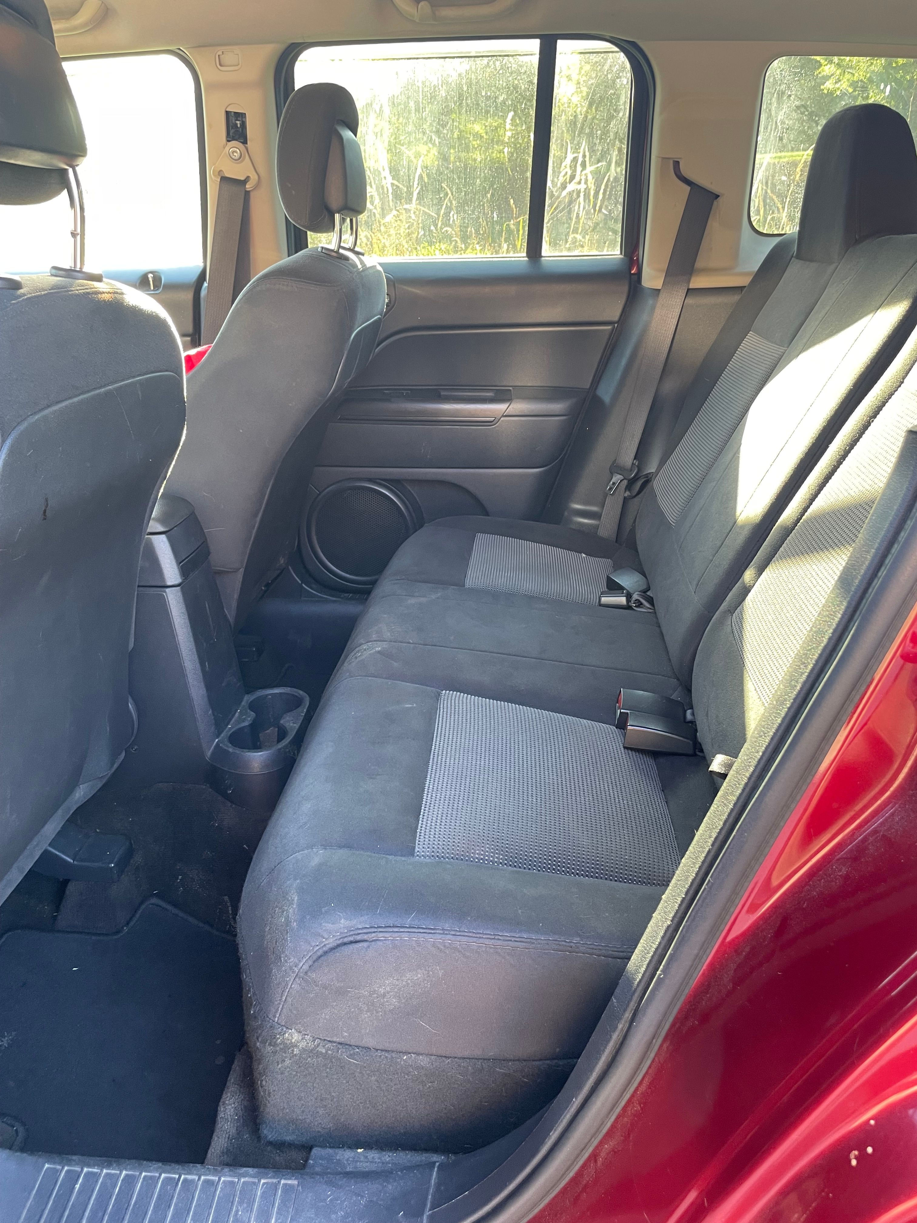 Used 2015 Jeep Patriot Latitude AWD/4WD image 11
