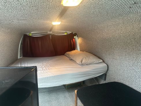 Used 1995 Ford E-150 and Econoline 150 image 16