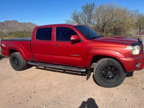 Used 2013 Toyota Tacoma Pickup 4D 6 ft image 4