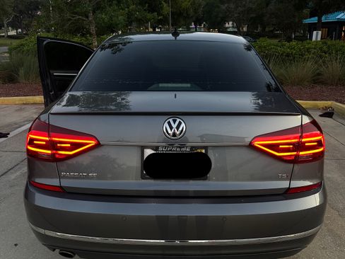 Used 2017 Volkswagen Passat 1.8T SE FWD image 5