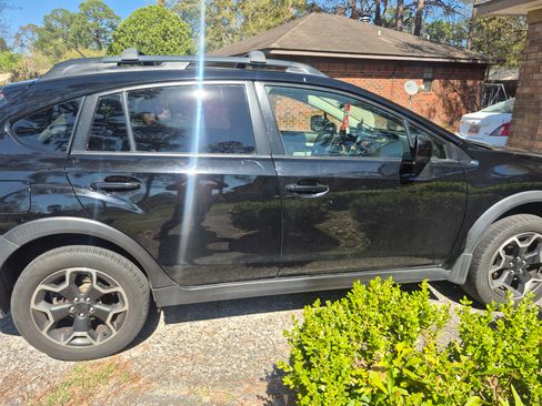 Used 2014 Subaru Crosstrek 2.0i Premium w/ Moonroof Package image 7