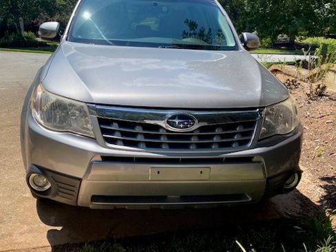 Used 2011 Subaru Forester 2.5X Touring AWD/4WD image 1