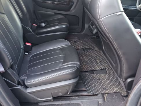 Used 2014 GMC Acadia Denali FWD image 8