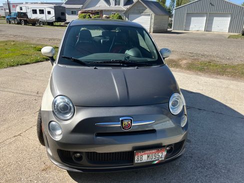 Used 2013 FIAT 500 Abarth w/ Comfort/Convenience Group FWD image 2