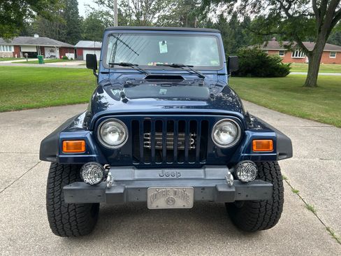 Used 2002 Jeep Wrangler X AWD/4WD image 2
