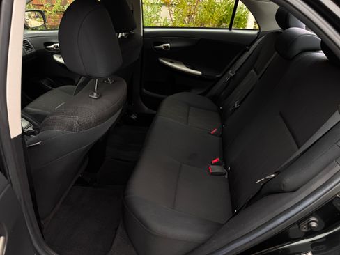 Used 2011 Toyota Corolla S image 9