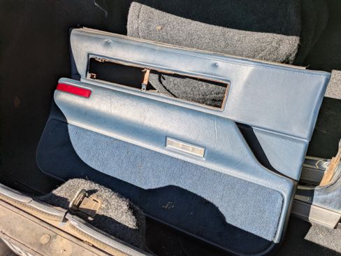 Used 1993 Cadillac Fleetwood Sedan image 27