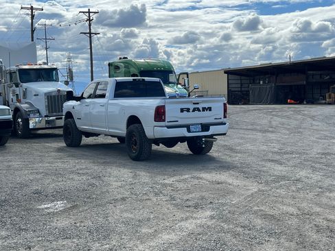 Used 2025 RAM 3500 Laramie w/ Night Edition image 11