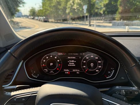 Used 2020 Audi Q5 2.0T Premium Plus w/ Premium Plus Package AWD/4WD image 17
