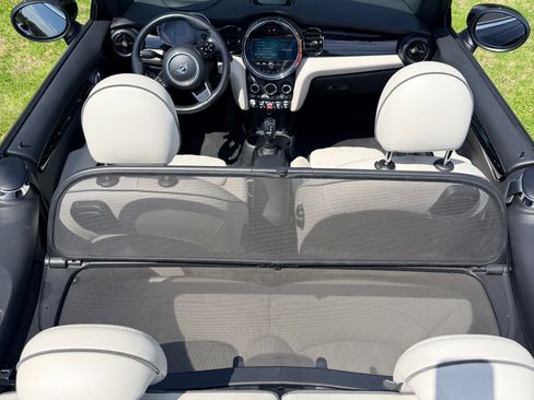 Used 2022 MINI Cooper S w/ Driver Assistance Package FWD image 10