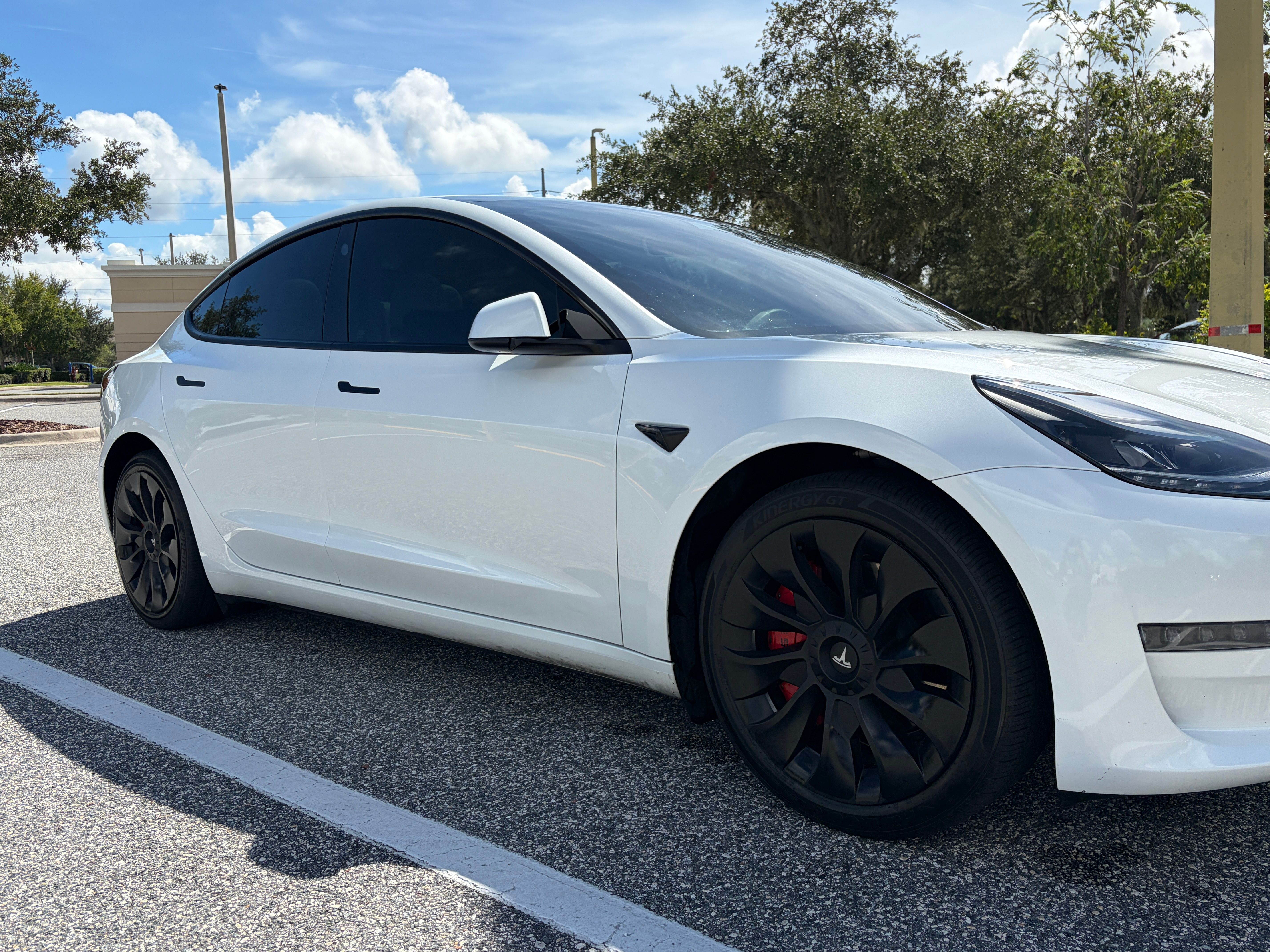 Used 2023 Tesla Model 3 Standard Range RWD image 10