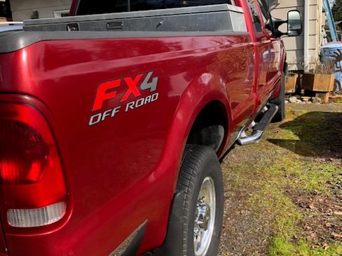 Used 2003 Ford F250 XLT image 5