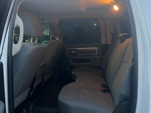 Used 2017 RAM 2500 SLT image 9