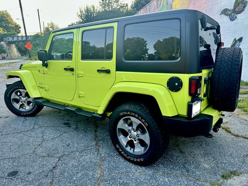Used 2016 Jeep Wrangler Unlimited Sahara w/ Trailer Tow Group AWD/4WD image 8