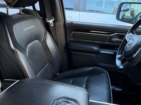 Used 2019 RAM 1500 Laramie AWD/4WD image 9