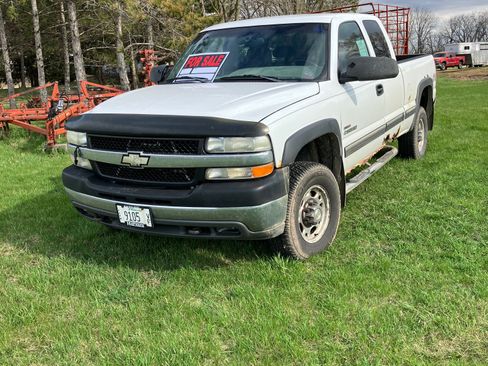 Used 2002 Chevrolet Silverado 2500 LS w/ Electrical Convenience Pkg image 1
