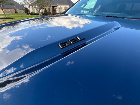 Used 2020 Chevrolet Silverado 1500 LT Trail Boss image 9