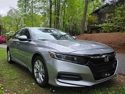 Used 2019 Honda Accord LX image 1