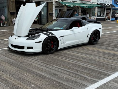 Used 2013 Chevrolet Corvette Grand Sport w/ 2LT Preferred Equipment Group RWD image 26