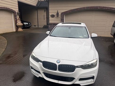 Used 2015 BMW 328i Sedan image 1