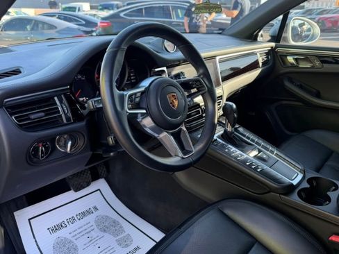 Used 2017 Porsche Macan S AWD/4WD image 9