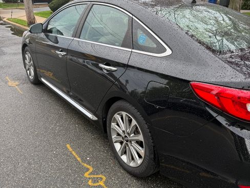 Used 2017 Hyundai Sonata Limited w/ Ultimate Package 04 image 10