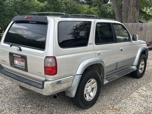 Used 1996 Toyota 4Runner Limited AWD/4WD image 2