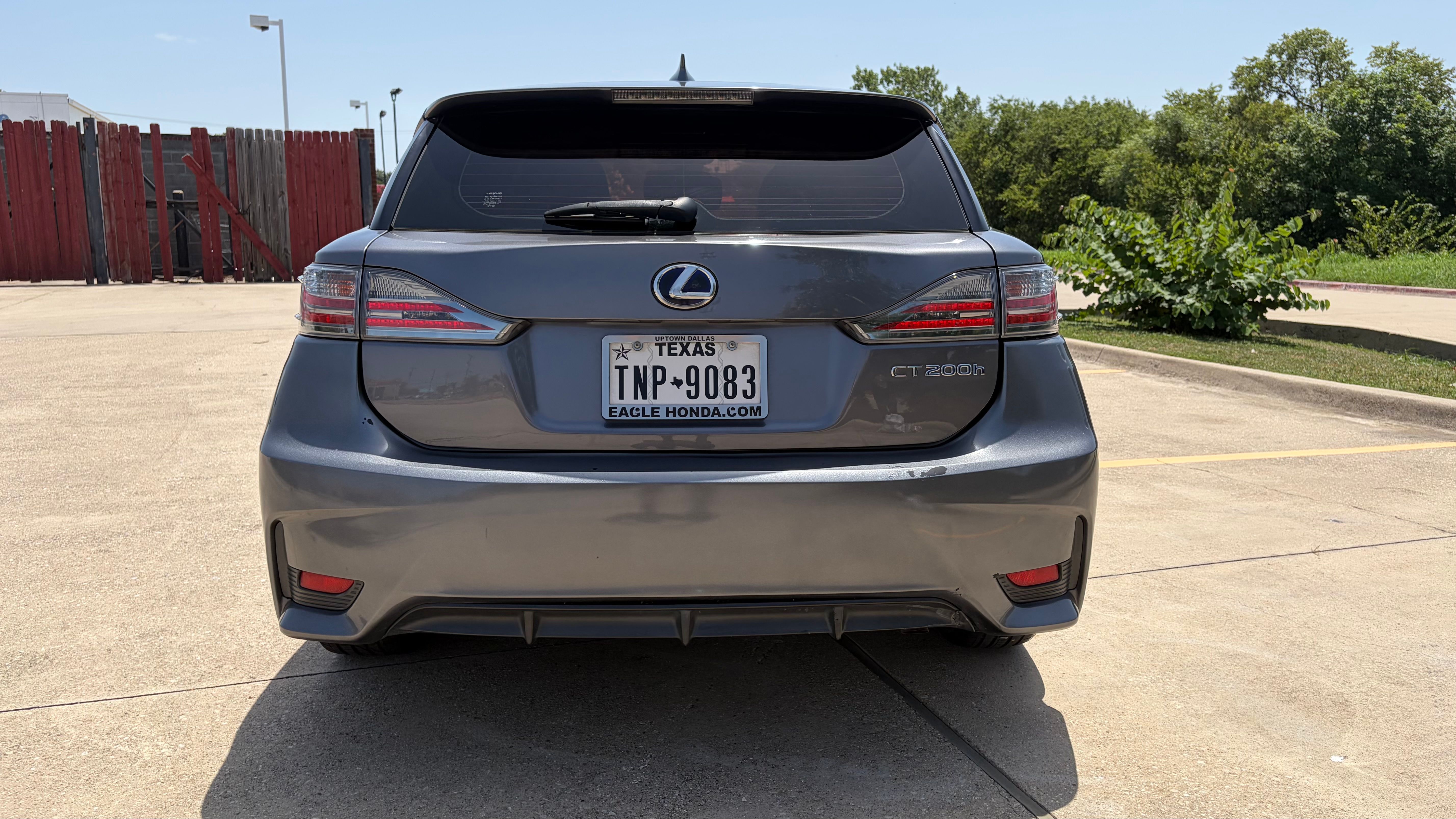 Used 2014 Lexus CT 200h w/ Seat Comfort Package FWD image 5