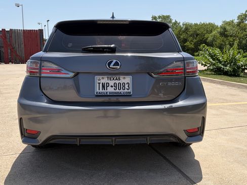 Used 2014 Lexus CT 200h w/ Seat Comfort Package FWD image 5