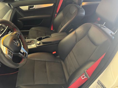 Used 2014 Mercedes-Benz C 250 Sedan image 12