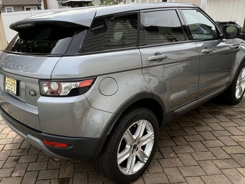 Used 2012 Land Rover Range Rover Evoque Pure Premium image 9