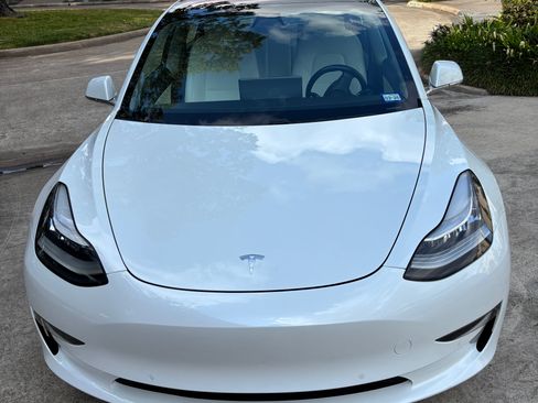 Used 2018 Tesla Model 3 Long Range image 1