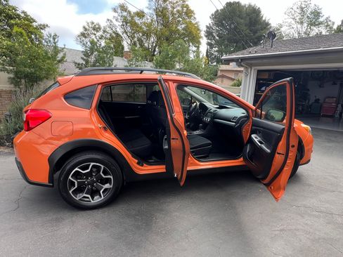 Used 2015 Subaru Crosstrek 2.0i Premium image 13