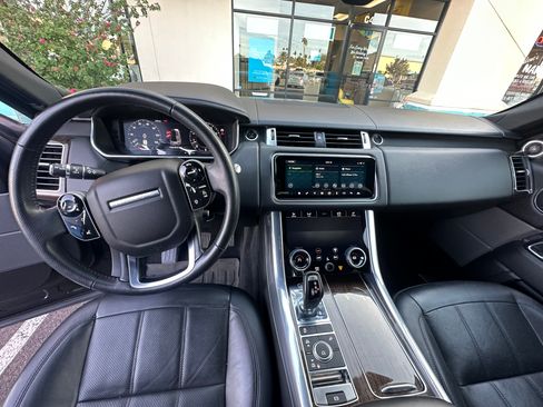 Used 2019 Land Rover Range Rover Sport HSE image 5