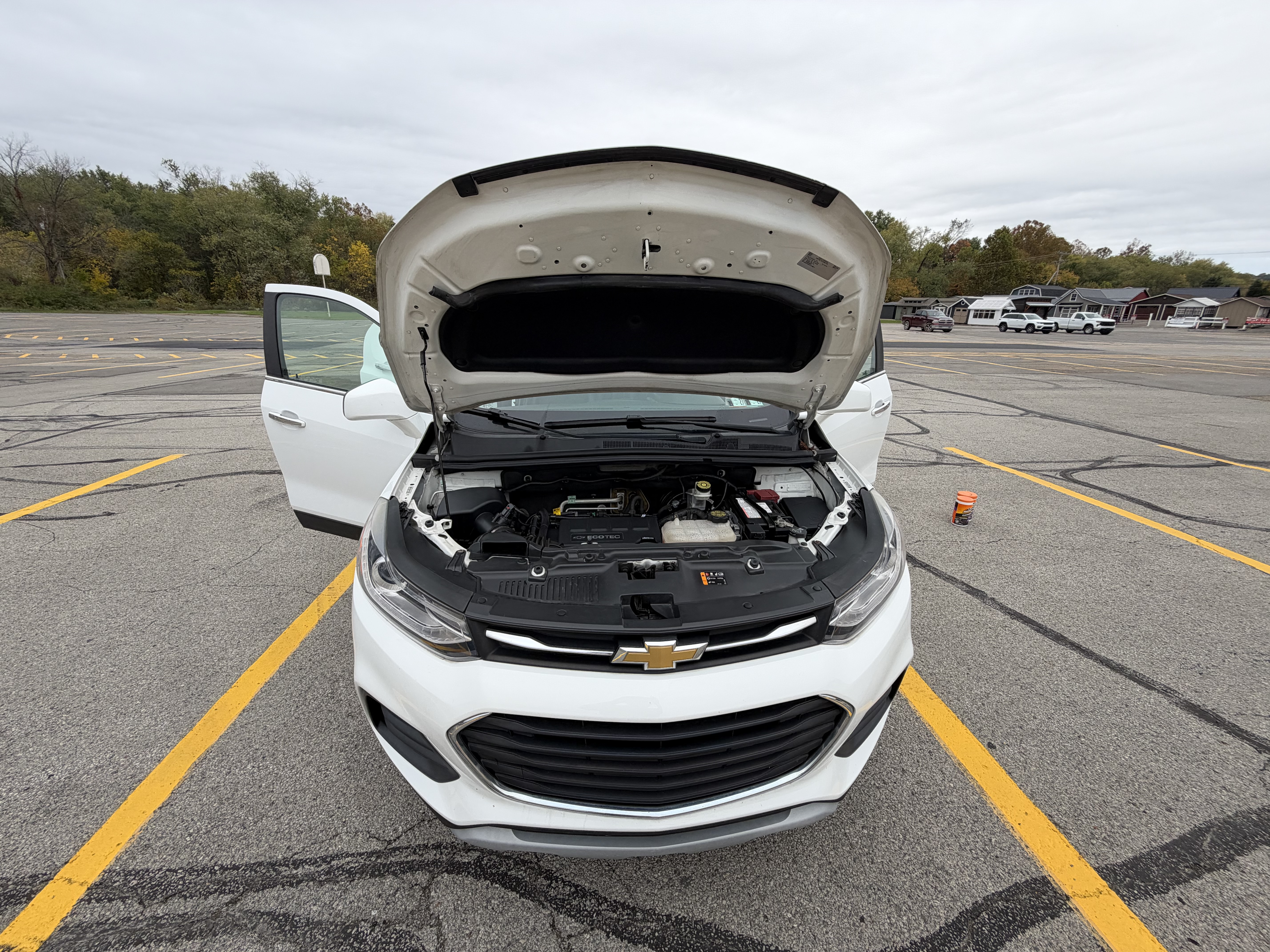 Used 2019 Chevrolet Trax LT w/ LT Convenience Package AWD/4WD image 11