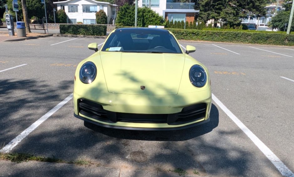 Used 2025 Porsche 911 Carrera RWD image 5